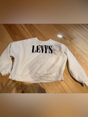 Levi's White Pullover Sweatshirt with Red Label